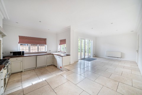 Click the photo for more details of Oatlands Chase, Weybridge, Surrey