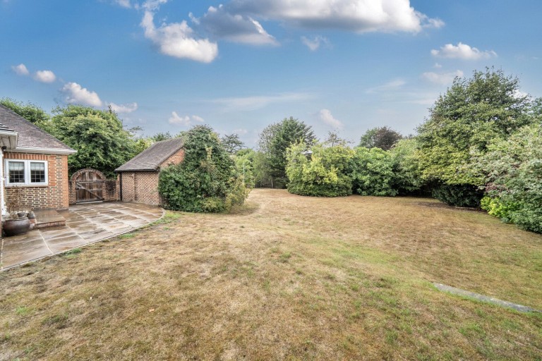 Images for Oatlands Chase, Weybridge, Surrey