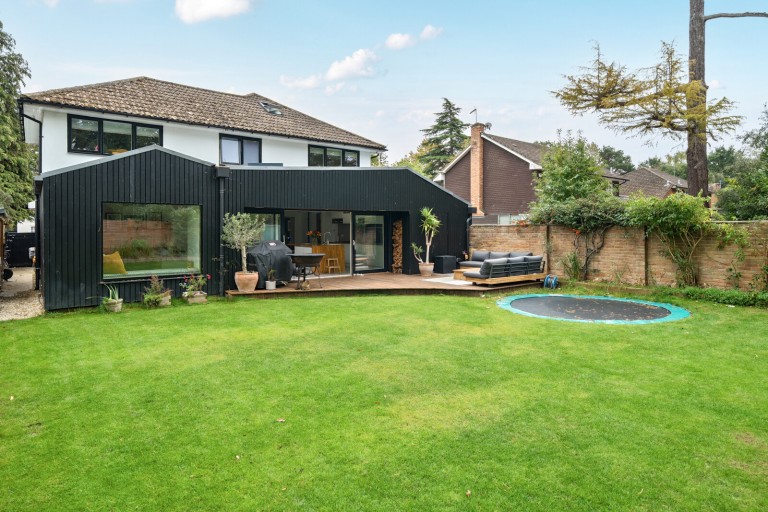 Images for Woodland Grove, Weybridge, Surrey