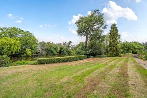 Click the photo for more details of Berkeley Court, Weybridge, Surrey