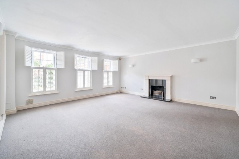 Images for Stoneleigh Park, Weybridge, Surrey