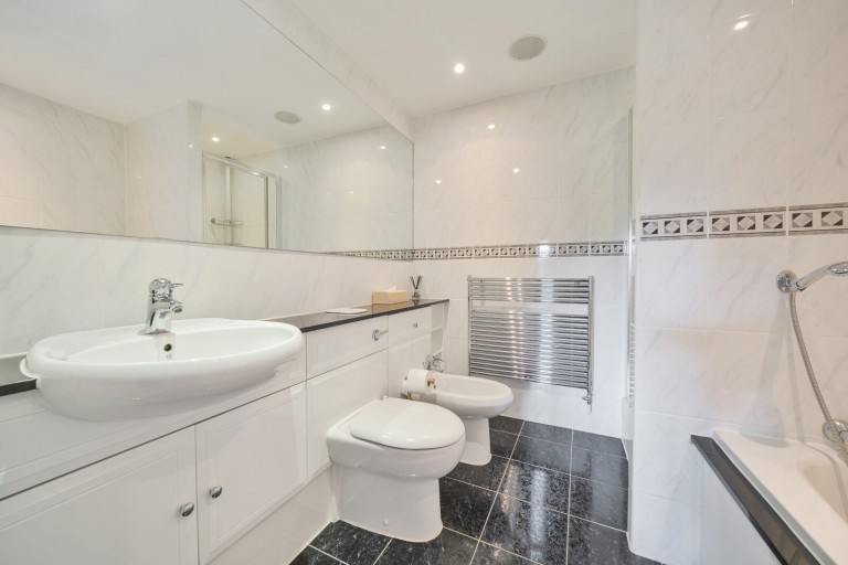 Images for Old Avenue, Weybridge, Surrey