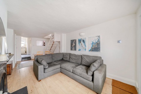 Click the photo for more details of Heath Road, Weybridge, Surrey