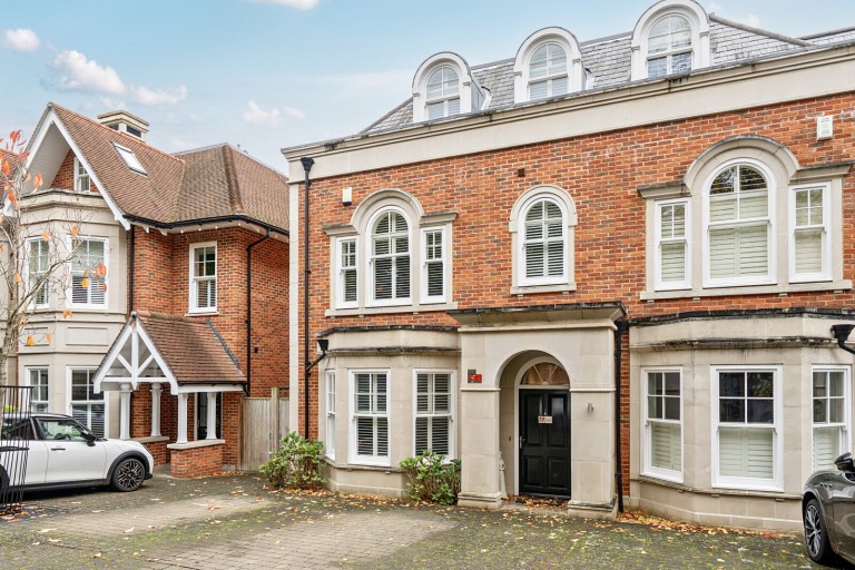 Images for Oatlands Chase, Weybridge, Surrey