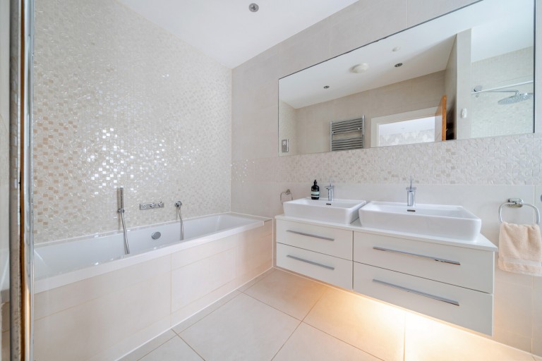 Images for Oatlands Chase, Weybridge, Surrey