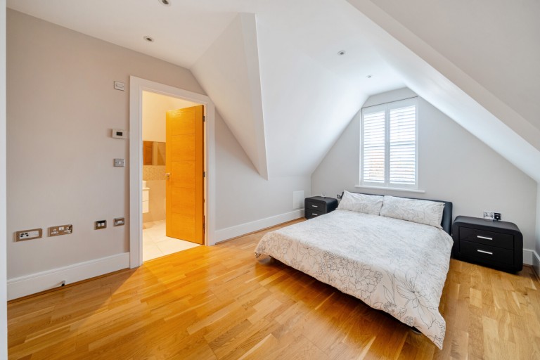 Images for Oatlands Chase, Weybridge, Surrey