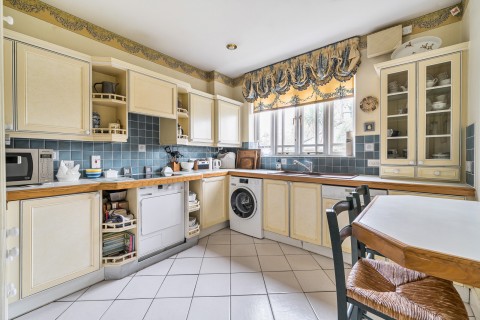 Click the photo for more details of Lakeside Grange, Weybridge, Surrey