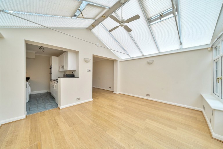 Images for Hanover Walk, Weybridge, Surrey