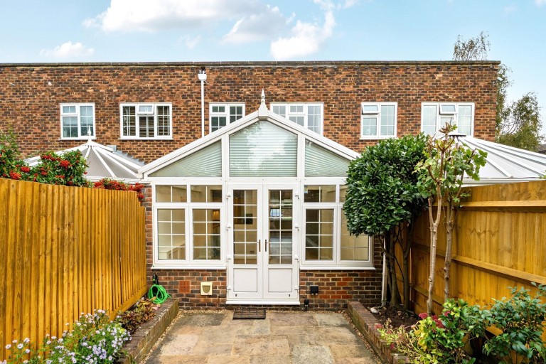 Images for Hanover Walk, Weybridge, Surrey