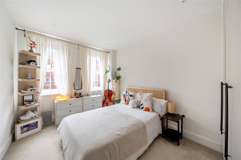 Images for Jubilee Gardens, Weybridge, Surrey