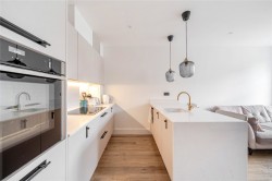 Images for Jubilee Gardens, Weybridge, Surrey