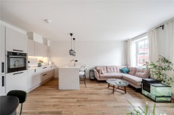 Images for Jubilee Gardens, Weybridge, Surrey