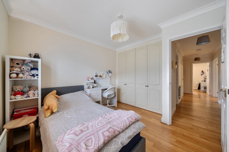 Images for Balfour Road, Weybridge, Surrey