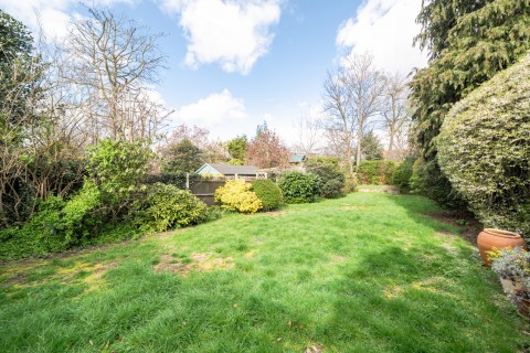 Click the photo for more details of Princes Road, Weybridge, Surrey