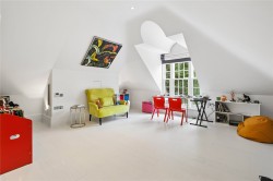 Images for Chargate Close, Burwood Park, Walton-On-Thames