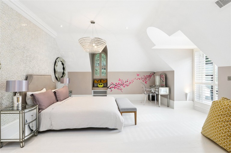 Images for Chargate Close, Burwood Park, Walton-On-Thames