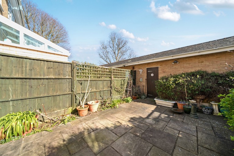 Images for Aspen Square, Weybridge, Surrey