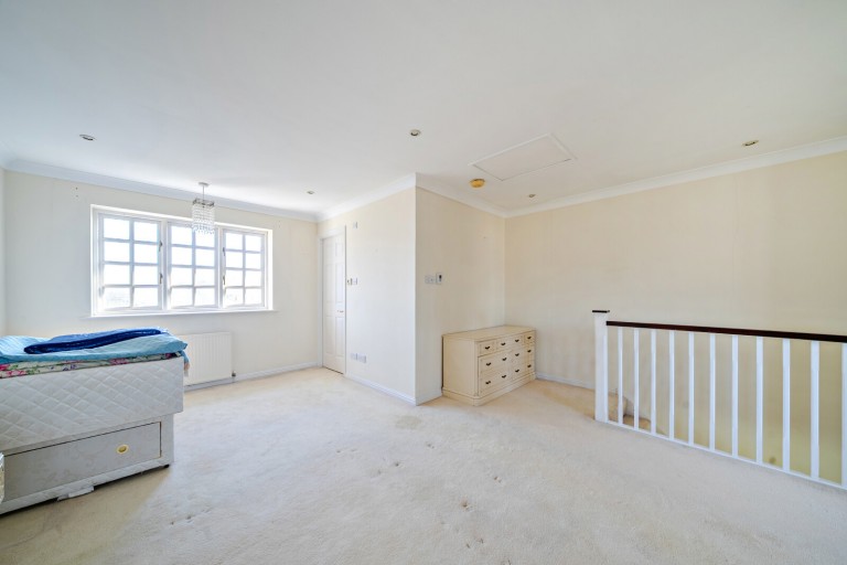 Images for Aspen Square, Weybridge, Surrey