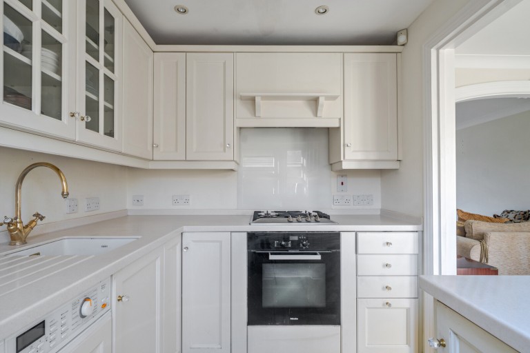 Images for Aspen Square, Weybridge, Surrey