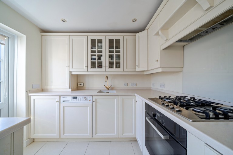 Images for Aspen Square, Weybridge, Surrey