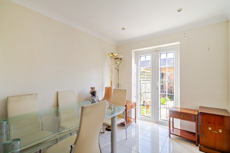 Images for Aspen Square, Weybridge, Surrey