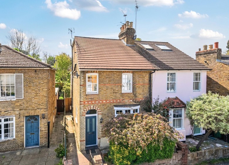 Click the photo for more details of Anderson Road, Weybridge, Surrey
