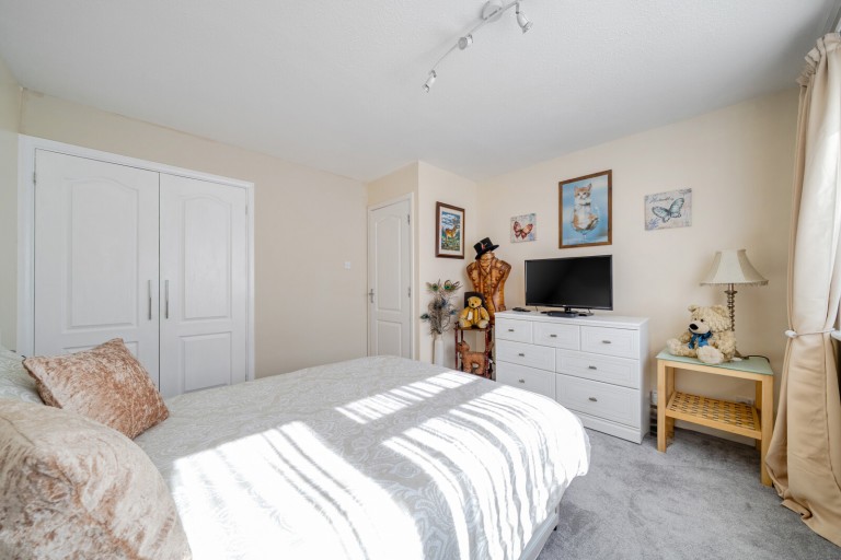 Images for Fox Close, Weybridge, Surrey