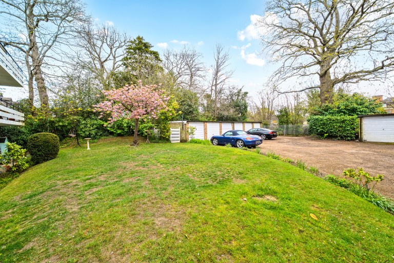 Images for Pine Grove, Weybridge, Surrey