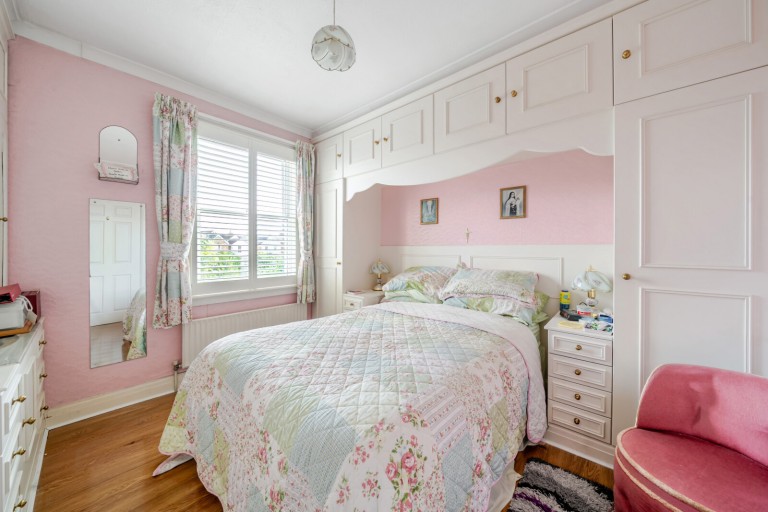 Images for Cedar Road, Weybridge, Surrey