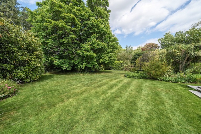 Images for Walton Lane, Weybridge, Surrey