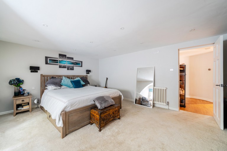 Images for Woburn Hill, Addlestone, Surrey