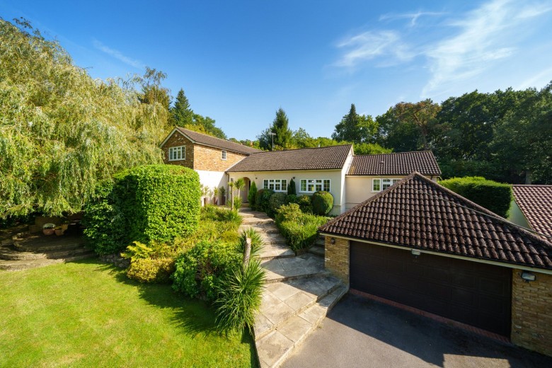 Click the photo for more details of Hook Heath Road, Woking, Hook Heath, GU22