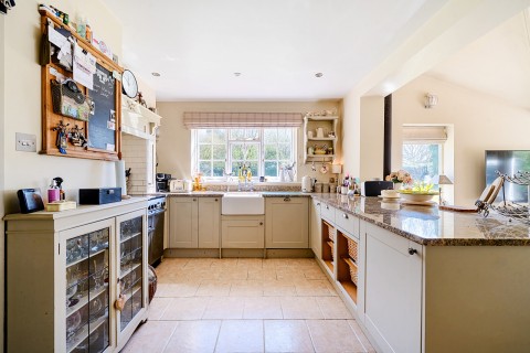 Click the photo for more details of Robin Hood Lane, Sutton Green, Guildford, GU4