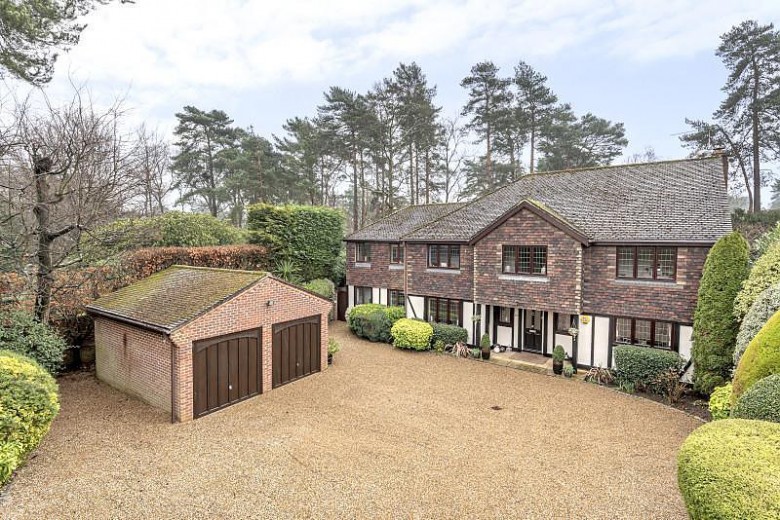 Click the photo for more details of Websters Close, Hook Heath, Woking, GU22