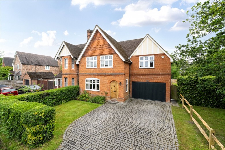 Click the photo for more details of Knaphill, Woking, Surrey