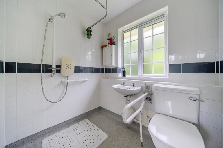 Images for Kemishford, Worplesdon, Woking