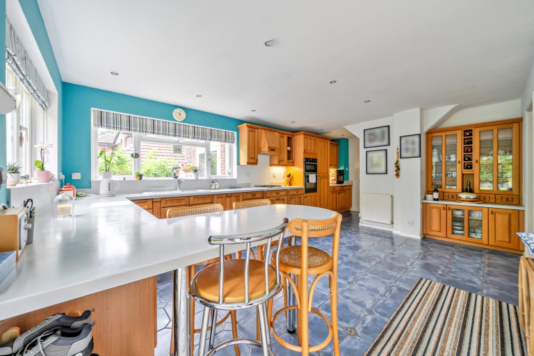 Images for Pine Tree Hill, Pyrford, Surrey