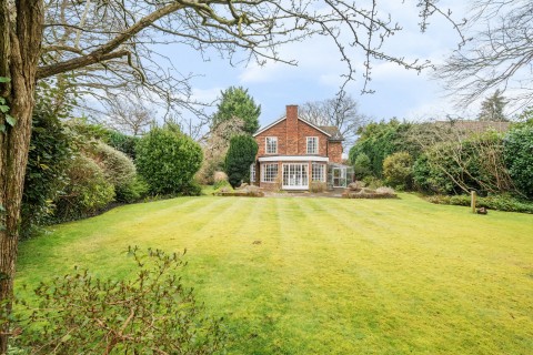 Click the photo for more details of Fernhill Lane, Hook Heath, GU22