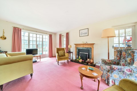 Click the photo for more details of Fernhill Lane, Hook Heath, GU22