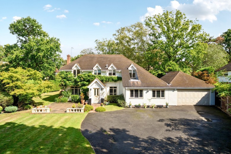 Click the photo for more details of Blenheim Gardens, HOOK HEATH, Surrey