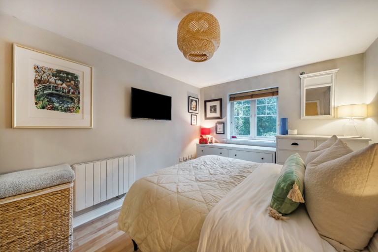 Images for Woking, Surrey