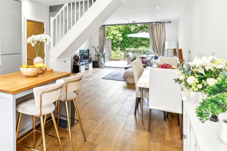 Images for Canalside Mews, Woking