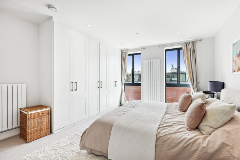 Images for Canalside Mews, Woking