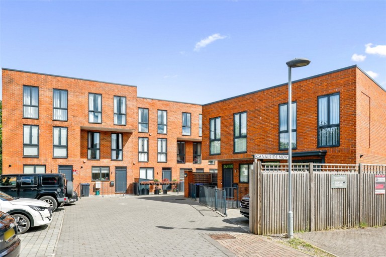 Images for Canalside Mews, Woking