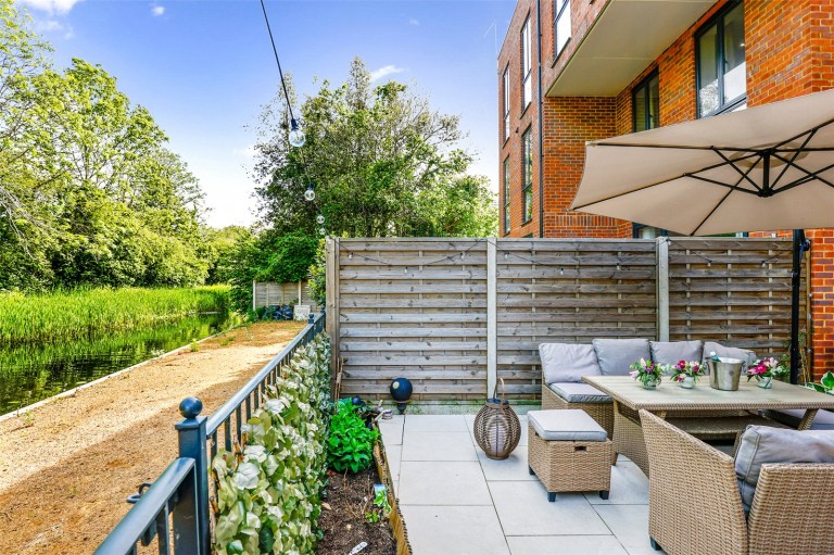Images for Canalside Mews, Woking