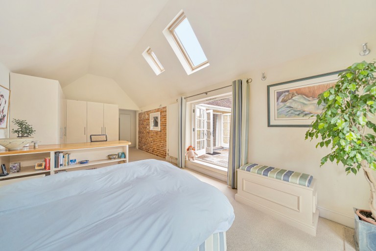 Images for White Rose Lane, Woking, Surrey