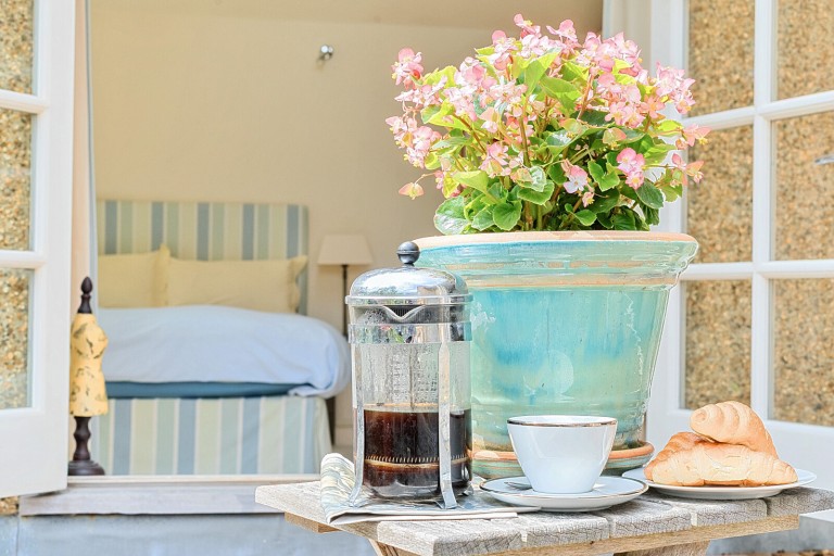 Images for White Rose Lane, Woking, Surrey