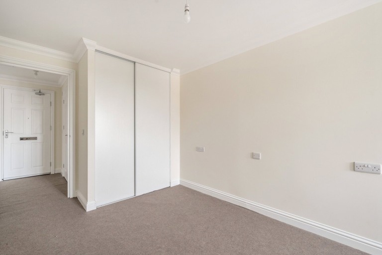 Images for Beaufort Lodge, Woking