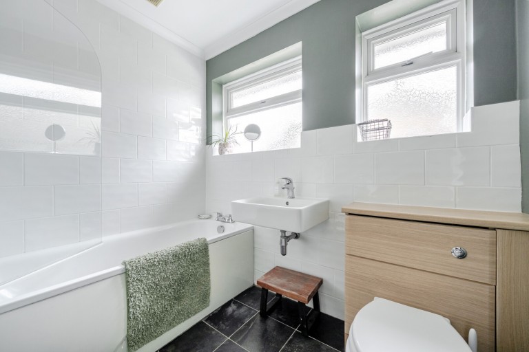 Images for Poundfield Gardens, Woking