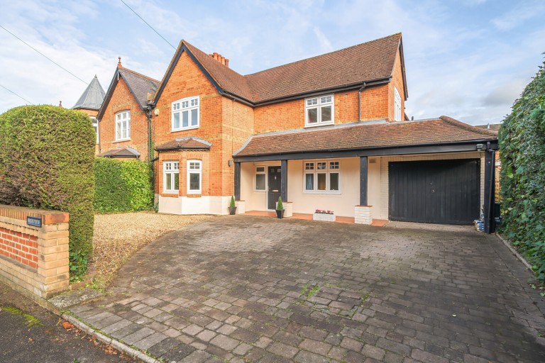 Images for Hook Heath Road, Hook Heath, Surrey